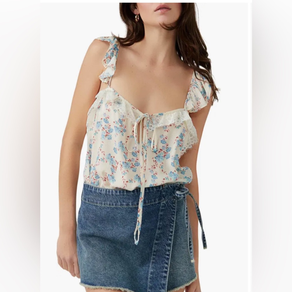 Take It Away Bodysuit
Free People